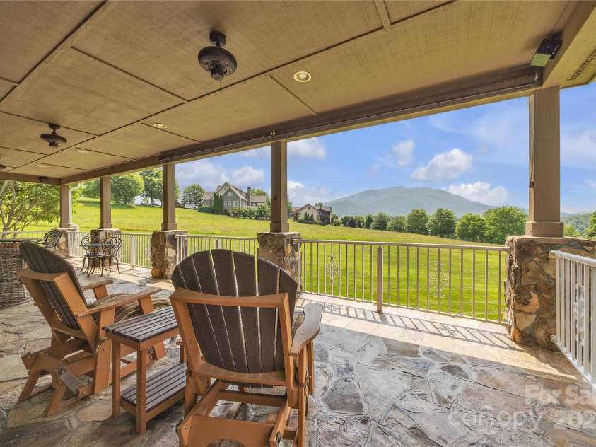 891 Olde Charter Circle, Jefferson, NC 28640.  MLS# CAR4276227, YatesRealty ID 22840. 