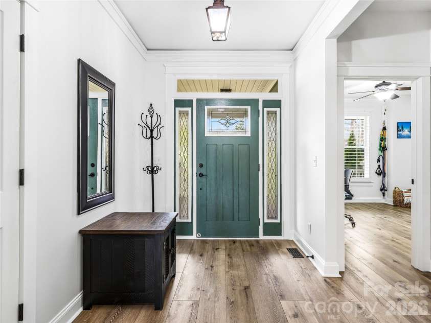 324 Fennel Dun Circle, Biltmore Lake, NC 28715.  MLS# CAR4360024, YatesRealty ID 22841. 