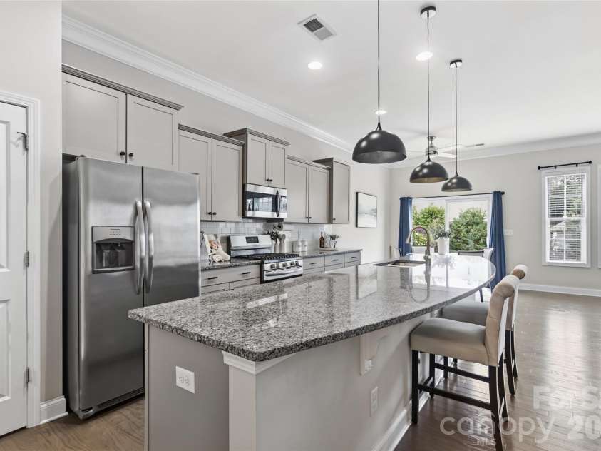 5021 Lydney Circle, Waxhaw, NC 28173.  MLS# CAR4373459, YatesRealty ID 22842. 