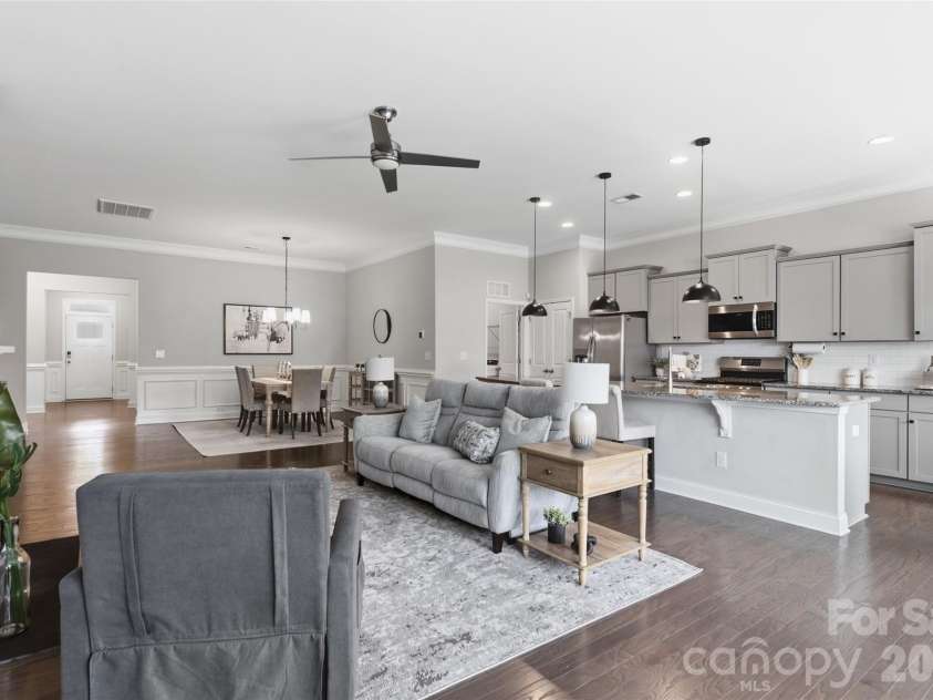 5021 Lydney Circle, Waxhaw, NC 28173.  MLS# CAR4373459, YatesRealty ID 22842. 