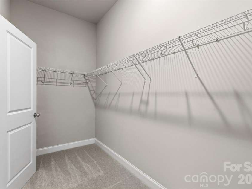 5021 Lydney Circle, Waxhaw, NC 28173.  MLS# CAR4373459, YatesRealty ID 22842. 