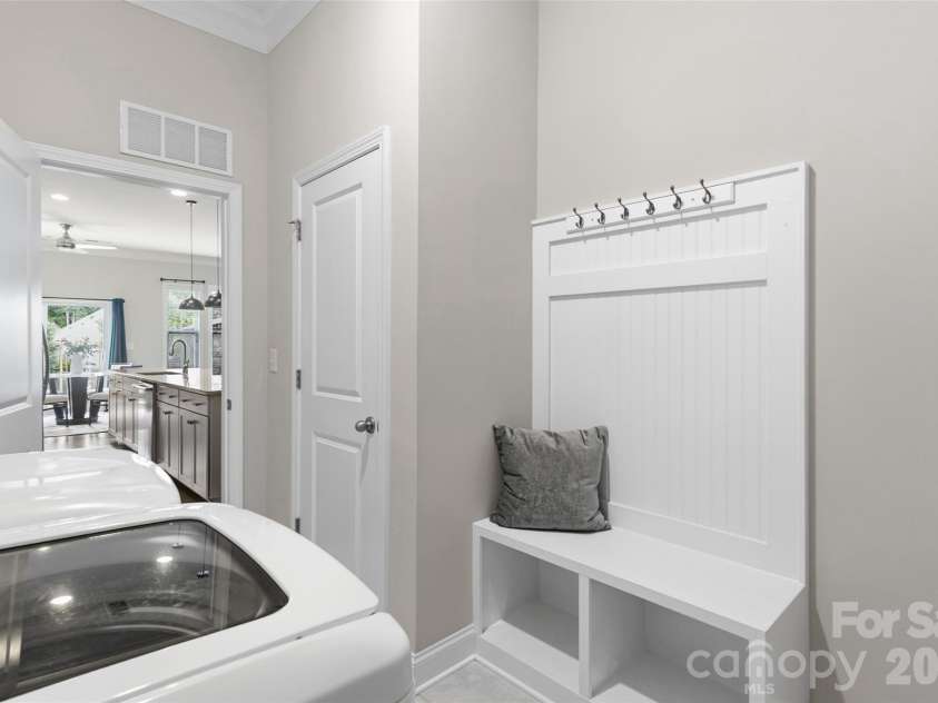 5021 Lydney Circle, Waxhaw, NC 28173.  MLS# CAR4373459, YatesRealty ID 22842. 