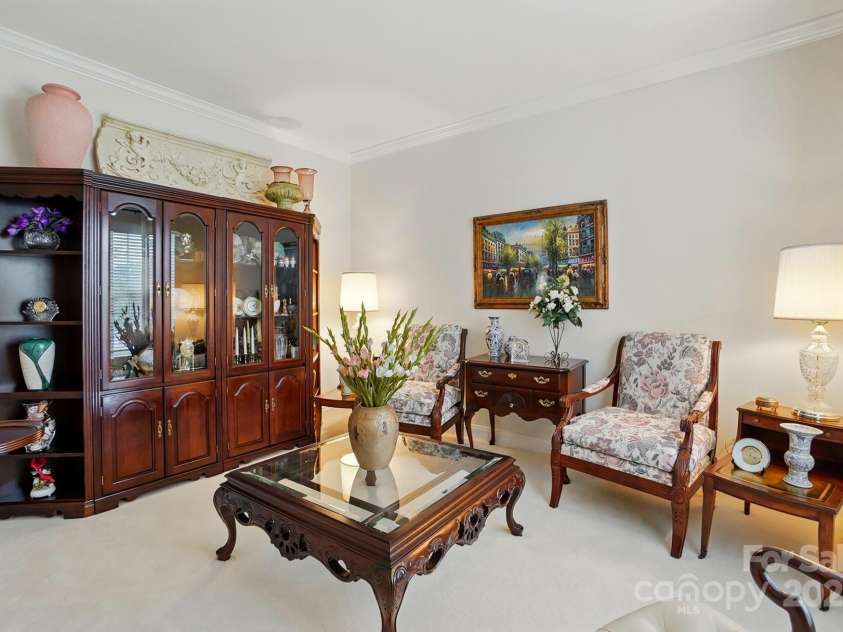 1720 Mountain Park Drive, Charlotte, NC 28214.  MLS# CAR4265620, YatesRealty ID 22843. 