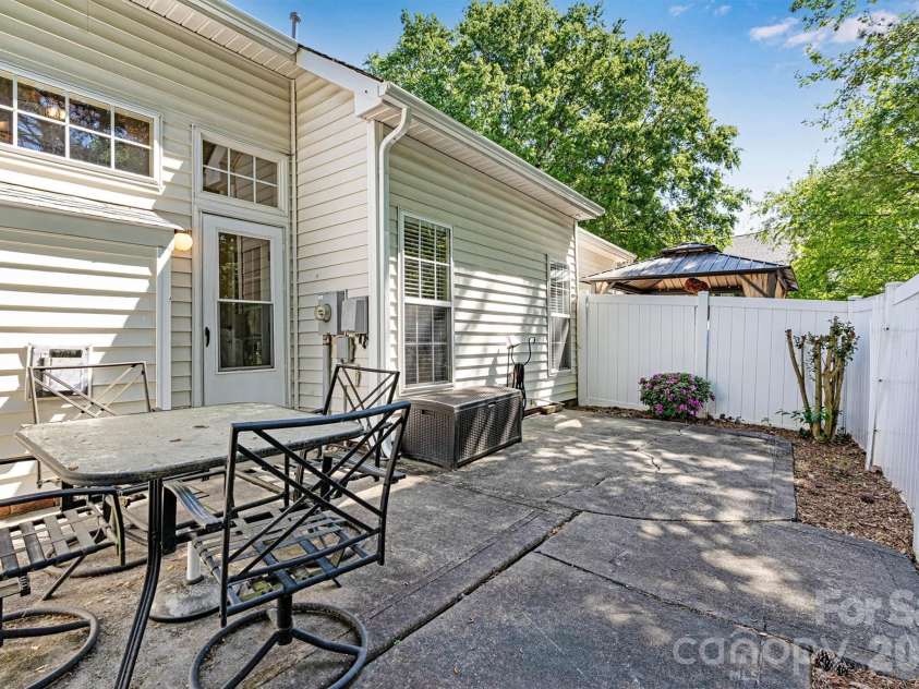 151 Talbert Town Loop, Mooresville, NC 28117.  MLS# CAR4367456, YatesRealty ID 22845. 
