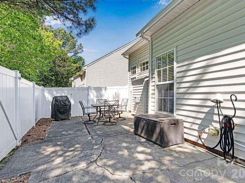 151 Talbert Town Loop, Mooresville, NC 28117.  MLS# CAR4367456, YatesRealty ID 22845. 