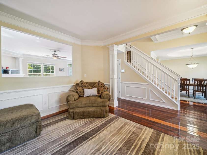 16411 Greybriar Forest Lane, Charlotte, NC 28278.  MLS# CAR4273245, YatesRealty ID 22845. Den