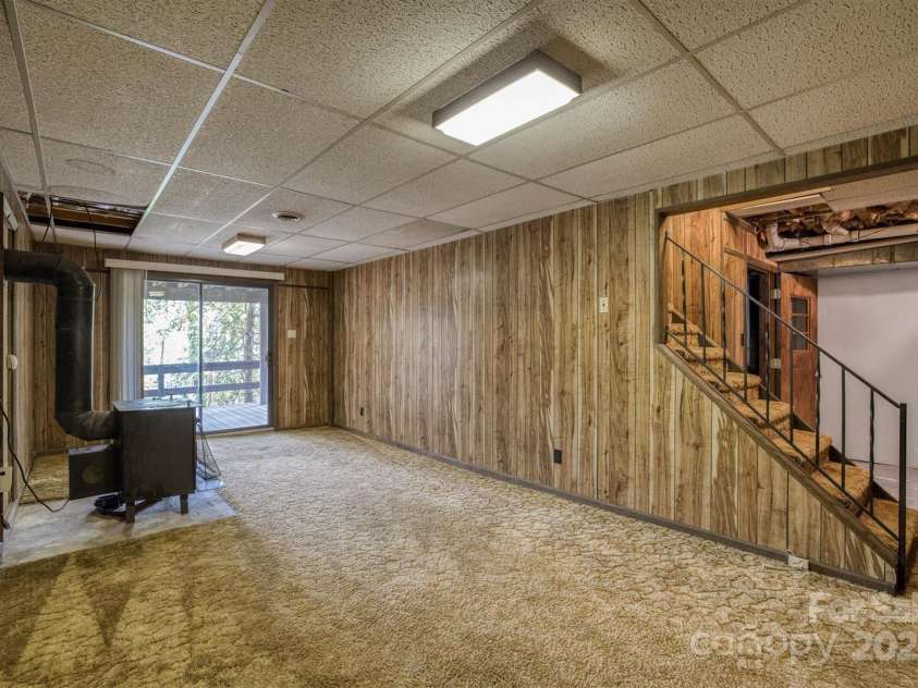 605 Hennessee Street, Morganton, NC 28655.  MLS# CAR4249204, YatesRealty ID 22846. 