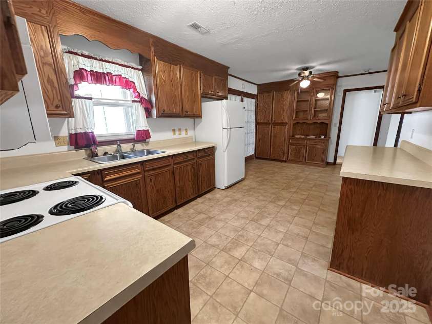 305 Rockdale Road, Lawndale, NC 28090.  MLS# CAR4267435, YatesRealty ID 22847. 