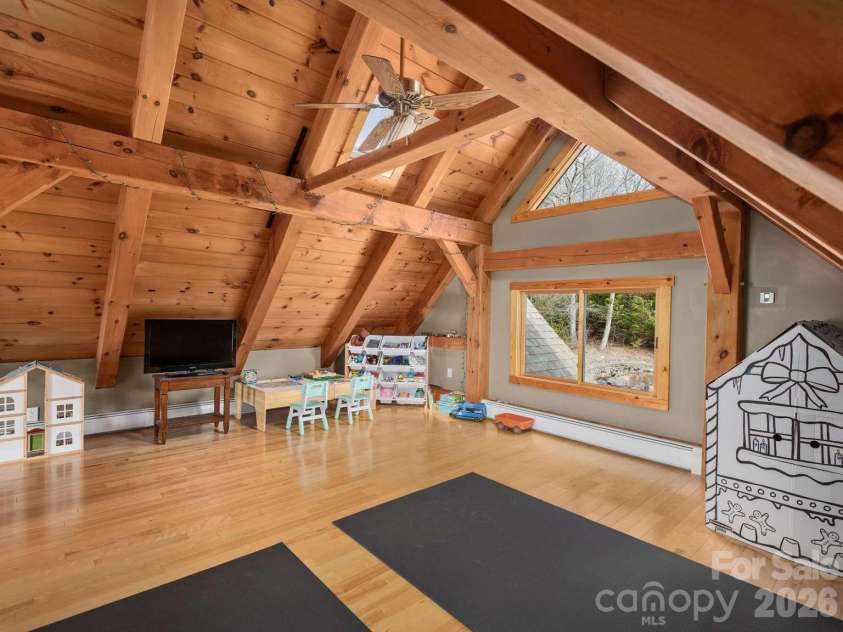 770 Dream Weaver Drive, Penrose, NC 28766.  MLS# CAR4357410, YatesRealty ID 22847. 