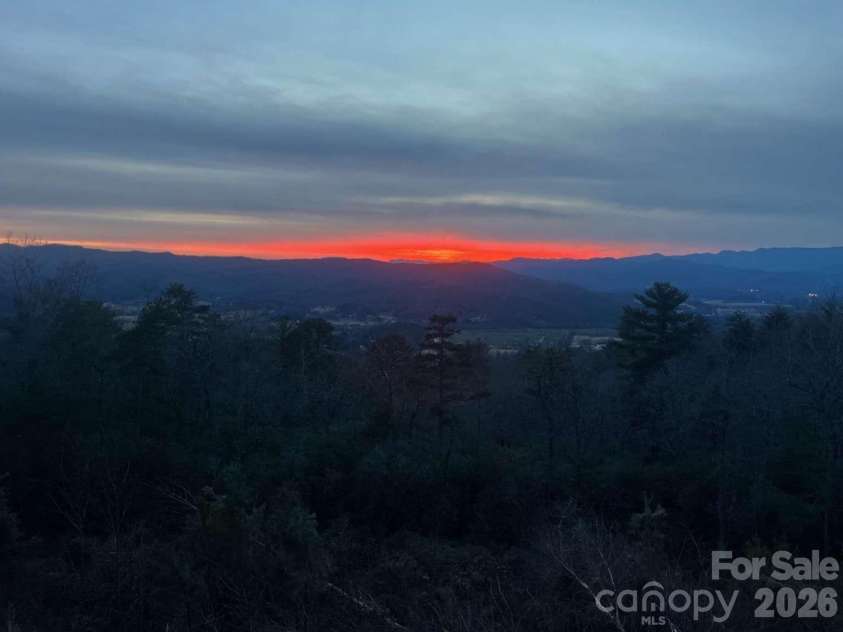 770 Dream Weaver Drive, Penrose, NC 28766.  MLS# CAR4357410, YatesRealty ID 22847. 