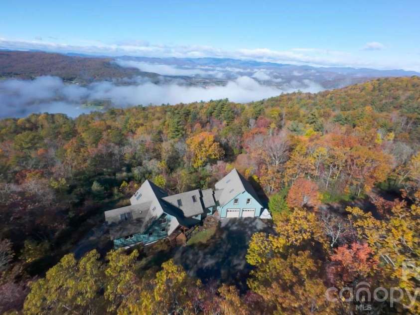 770 Dream Weaver Drive, Penrose, NC 28766.  MLS# CAR4357410, YatesRealty ID 22847. 