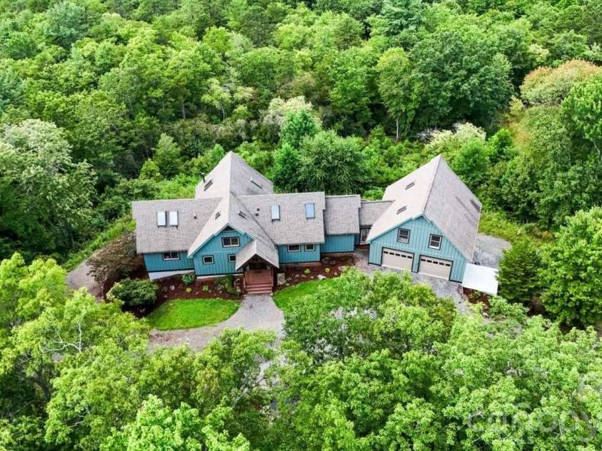 770 Dream Weaver Drive, Penrose, NC 28766.  MLS# CAR4357410, YatesRealty ID 22847. 