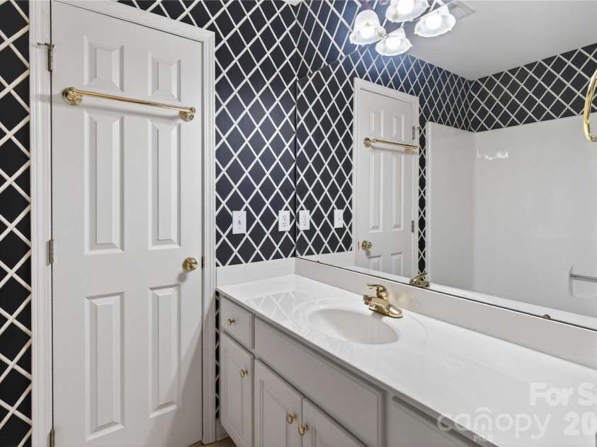 1209 South Street, Gastonia, NC 28052.  MLS# CAR4377510, YatesRealty ID 22849. 