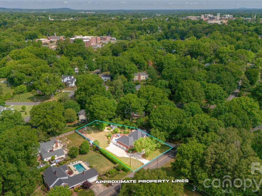 1209 South Street, Gastonia, NC 28052.  MLS# CAR4377510, YatesRealty ID 22849. 