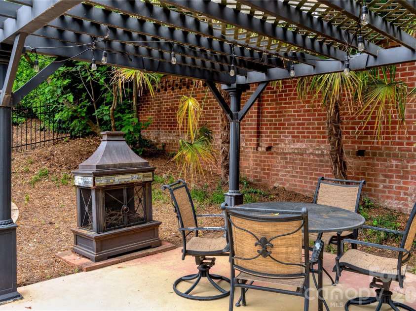 1209 South Street, Gastonia, NC 28052.  MLS# CAR4377510, YatesRealty ID 22849. 