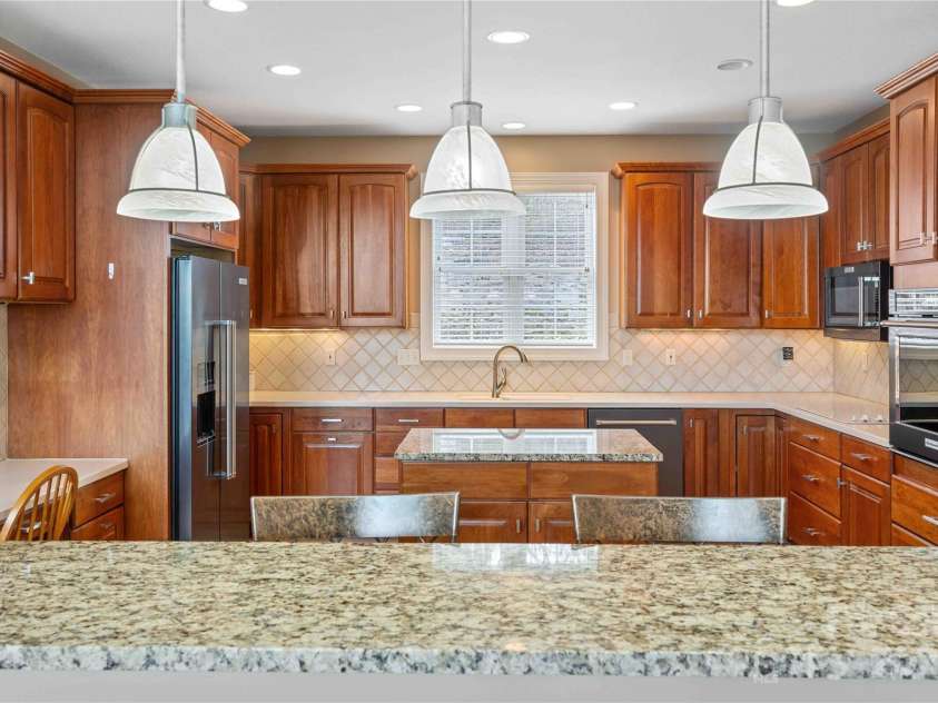 180 High Road Overlook, Hendersonville, NC 28739.  MLS# CAR4222873, YatesRealty ID 2285. 
