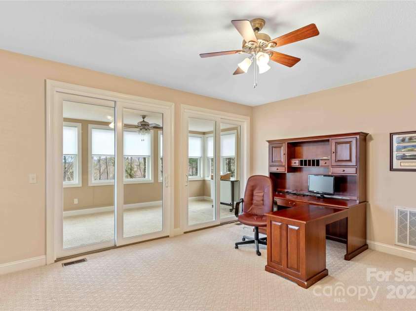 180 High Road Overlook, Hendersonville, NC 28739.  MLS# CAR4222873, YatesRealty ID 2285. 