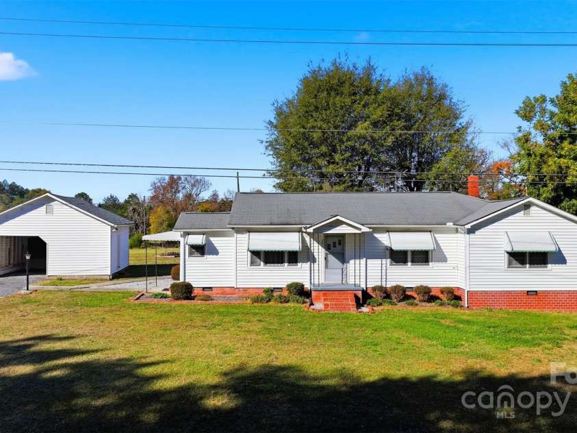 2660 Emanuel Church Road, Rockwell, NC 28138.  MLS# CAR4319768, YatesRealty ID 2285. 