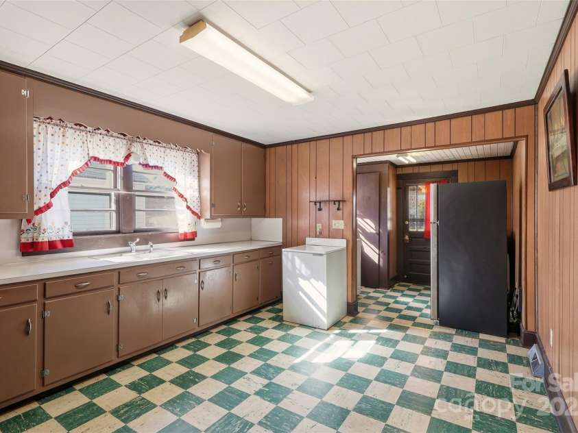 2660 Emanuel Church Road, Rockwell, NC 28138.  MLS# CAR4319768, YatesRealty ID 2285. 