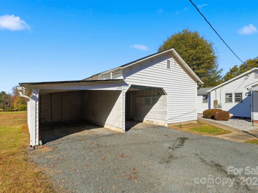 2660 Emanuel Church Road, Rockwell, NC 28138.  MLS# CAR4319768, YatesRealty ID 2285. 