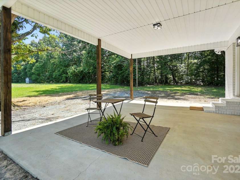 617 Rock Hill Church Road, Matthews, NC 28104.  MLS# CAR4274427, YatesRealty ID 22850. Exterior