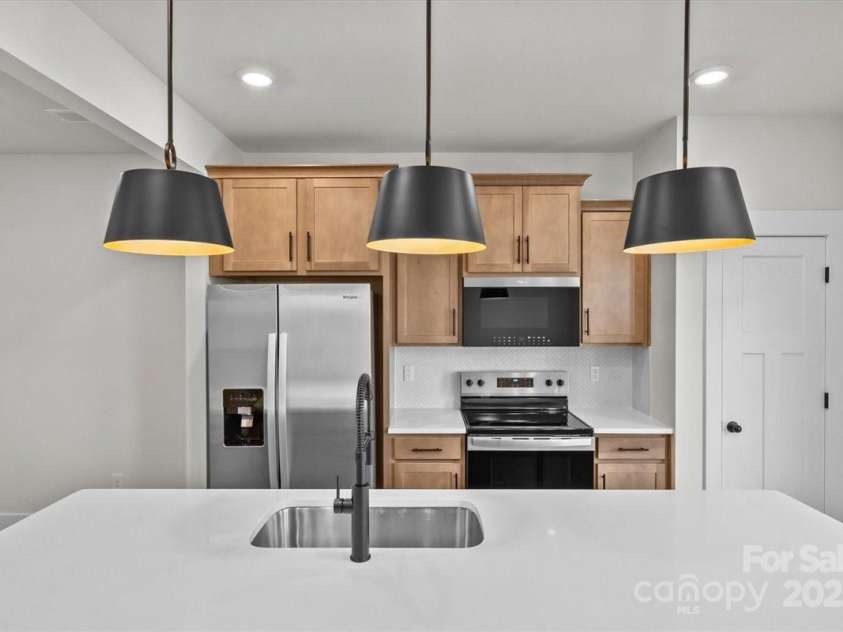 12 Moon Haven Way, Arden, NC 28704.  MLS# CAR4256985, YatesRealty ID 22851. 
