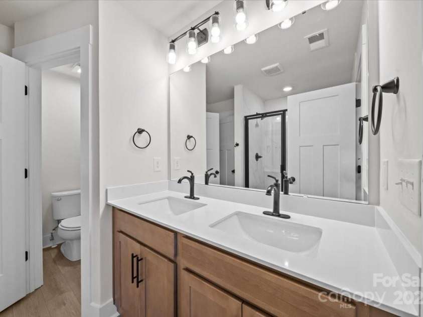 12 Moon Haven Way, Arden, NC 28704.  MLS# CAR4256985, YatesRealty ID 22851. 