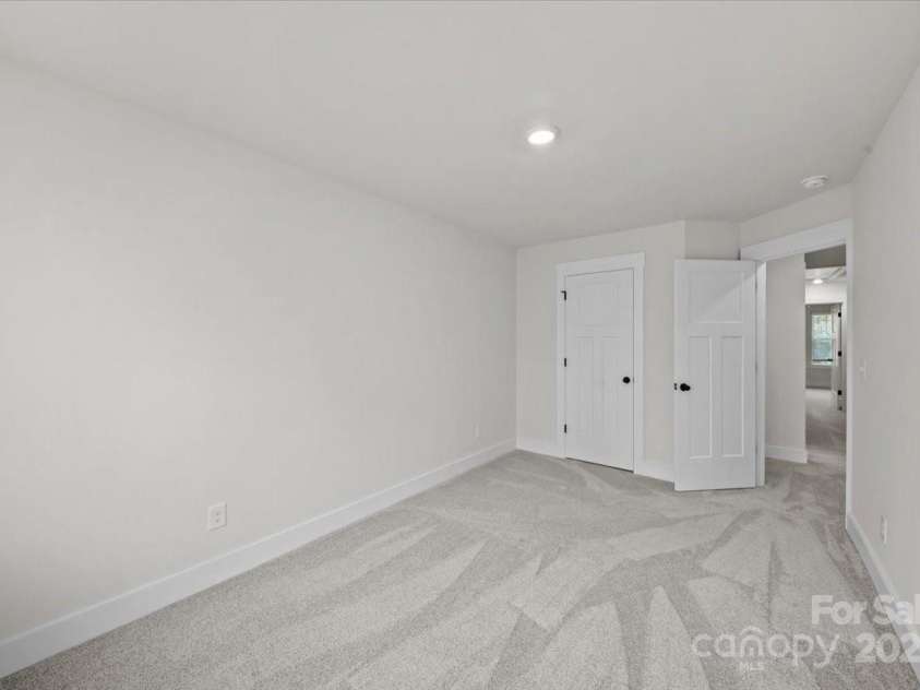 12 Moon Haven Way, Arden, NC 28704.  MLS# CAR4256985, YatesRealty ID 22851. 