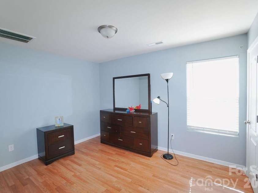 9728 Crooms Court, Charlotte, NC 28215.  MLS# CAR4382594, YatesRealty ID 22852. 
