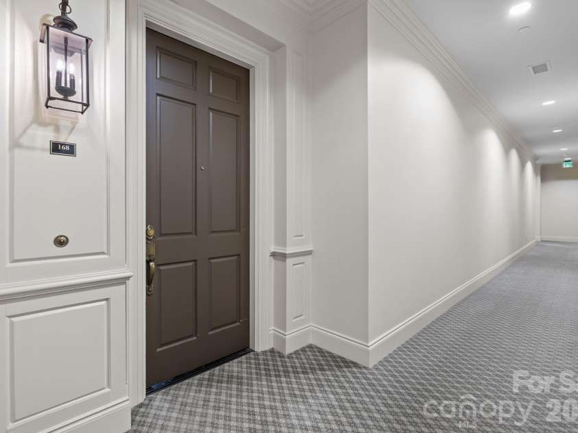 168 Cherokee Road, Charlotte, NC 28207.  MLS# CAR4382102, YatesRealty ID 22853. 