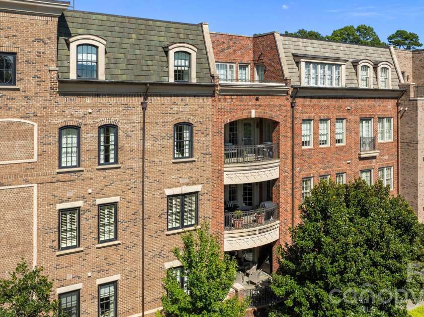168 Cherokee Road, Charlotte, NC 28207.  MLS# CAR4382102, YatesRealty ID 22853. 