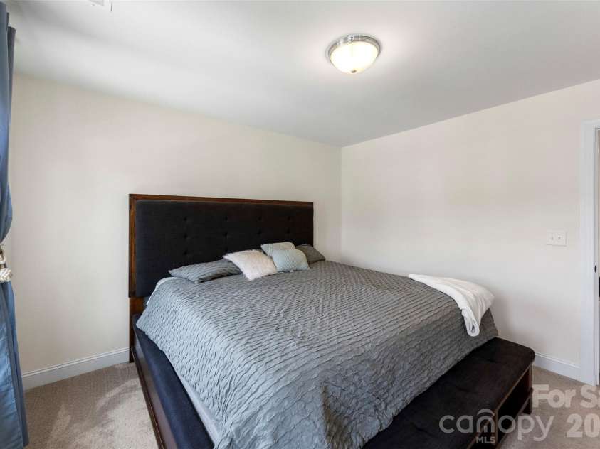 2439 Judson Drive, Gastonia, NC 28054.  MLS# CAR4375190, YatesRealty ID 22854. 
