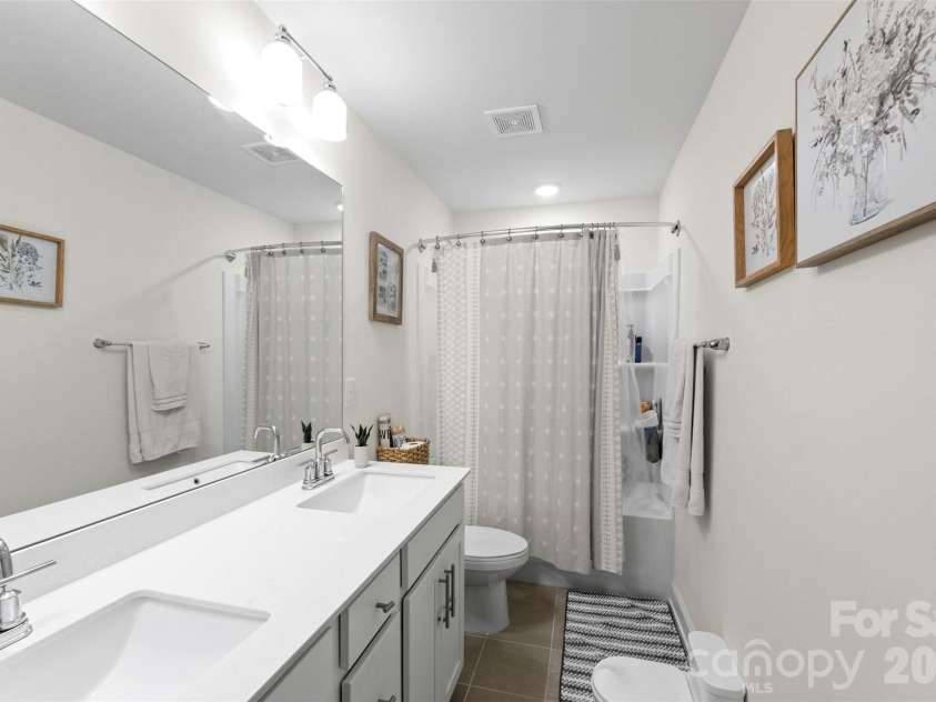 2439 Judson Drive, Gastonia, NC 28054.  MLS# CAR4375190, YatesRealty ID 22854. 