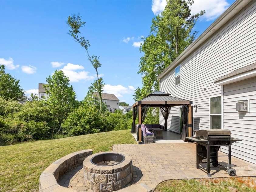 2439 Judson Drive, Gastonia, NC 28054.  MLS# CAR4375190, YatesRealty ID 22854. 