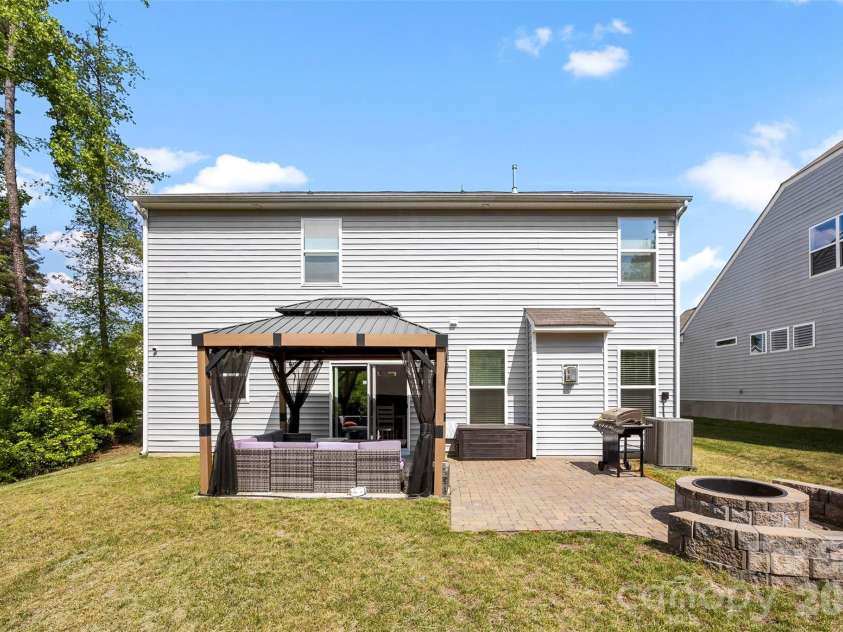 2439 Judson Drive, Gastonia, NC 28054.  MLS# CAR4375190, YatesRealty ID 22854. 