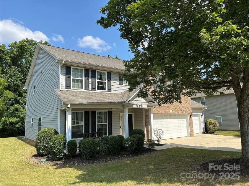 5009 Brook Valley Run, Monroe, NC 28110.  MLS# CAR4269911, YatesRealty ID 22854. 