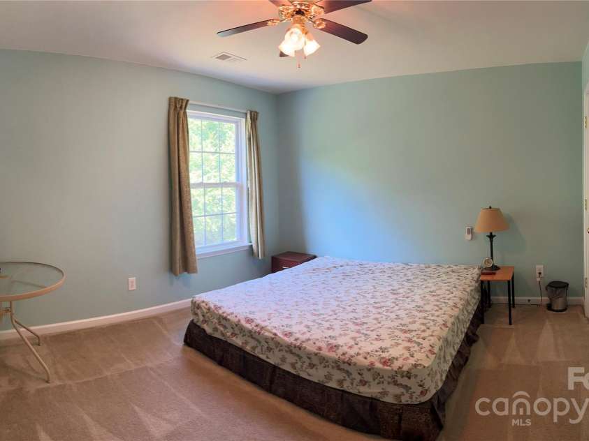 5009 Brook Valley Run, Monroe, NC 28110.  MLS# CAR4269911, YatesRealty ID 22854. 