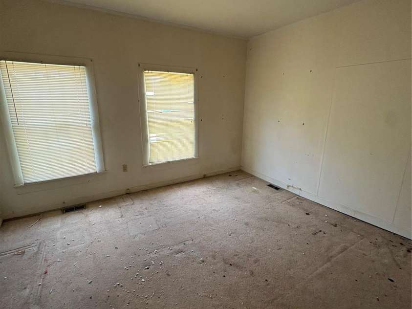 113 Davie Street, Cooleemee, NC 27028.  MLS# CAR4375336, YatesRealty ID 22855. 