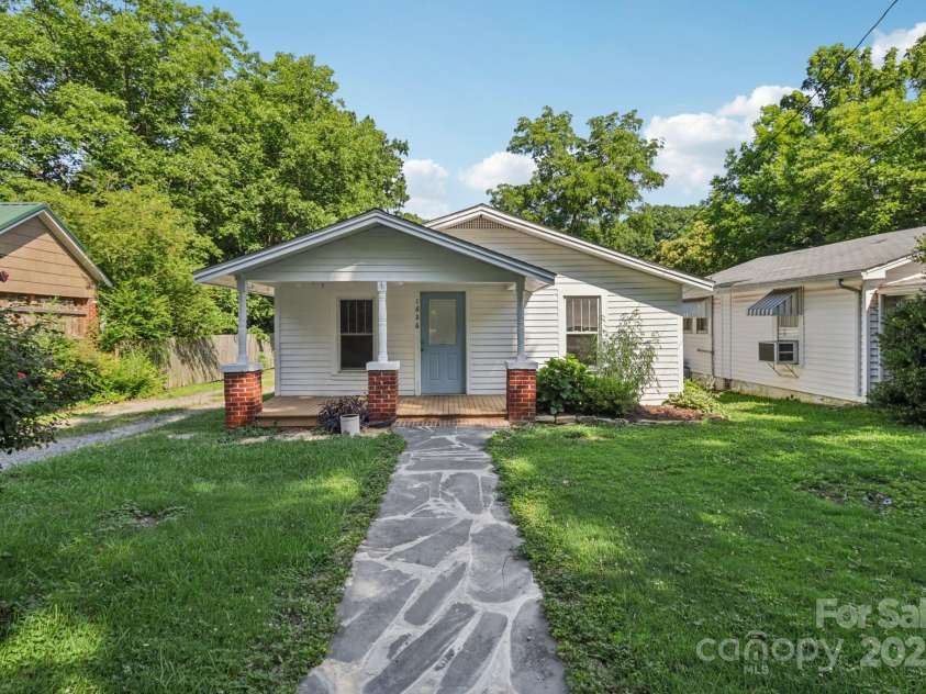 1626 Park Avenue, Albemarle, NC 28001.  MLS# CAR4272488, YatesRealty ID 22855. 