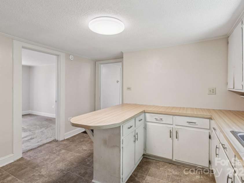 1626 Park Avenue, Albemarle, NC 28001.  MLS# CAR4272488, YatesRealty ID 22855. 