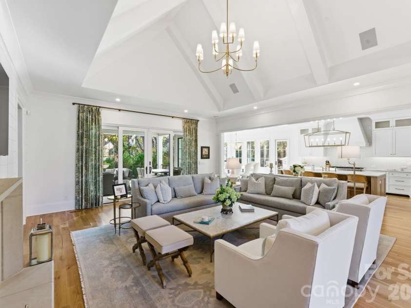 1436 Townes Road, Charlotte, NC 28209.  MLS# CAR4360638, YatesRealty ID 22856. 