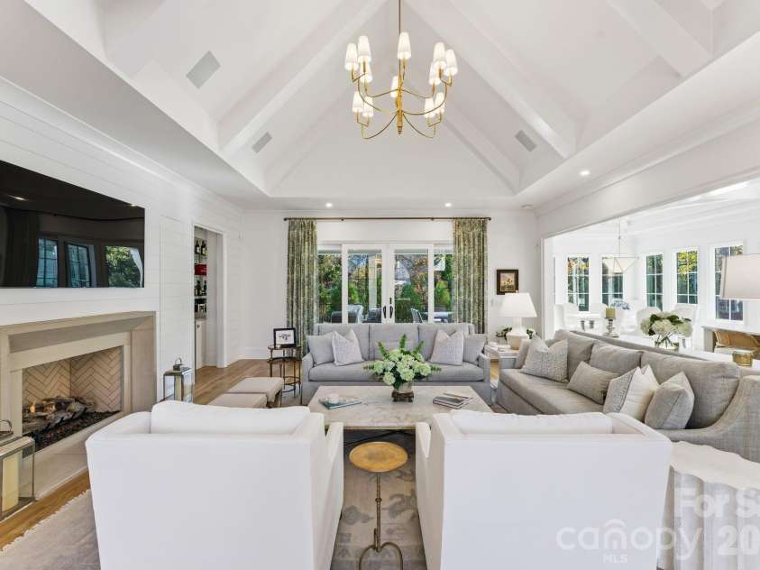 1436 Townes Road, Charlotte, NC 28209.  MLS# CAR4360638, YatesRealty ID 22856. 