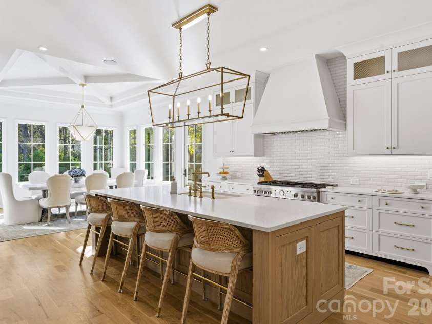 1436 Townes Road, Charlotte, NC 28209.  MLS# CAR4360638, YatesRealty ID 22856. 