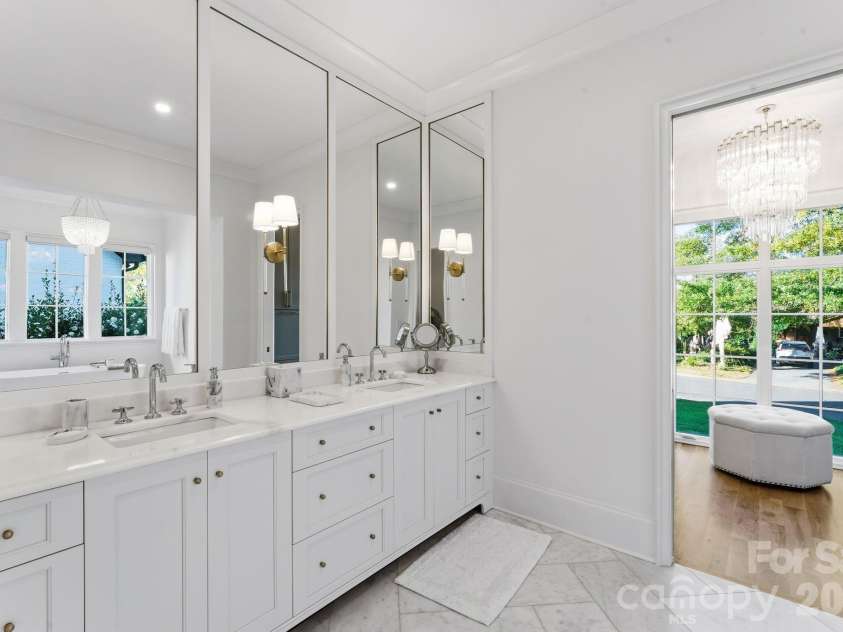 1436 Townes Road, Charlotte, NC 28209.  MLS# CAR4360638, YatesRealty ID 22856. 
