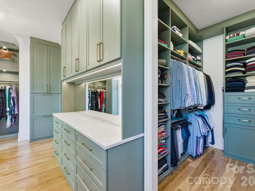 1436 Townes Road, Charlotte, NC 28209.  MLS# CAR4360638, YatesRealty ID 22856. 