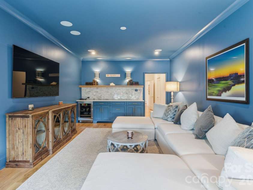1436 Townes Road, Charlotte, NC 28209.  MLS# CAR4360638, YatesRealty ID 22856. 