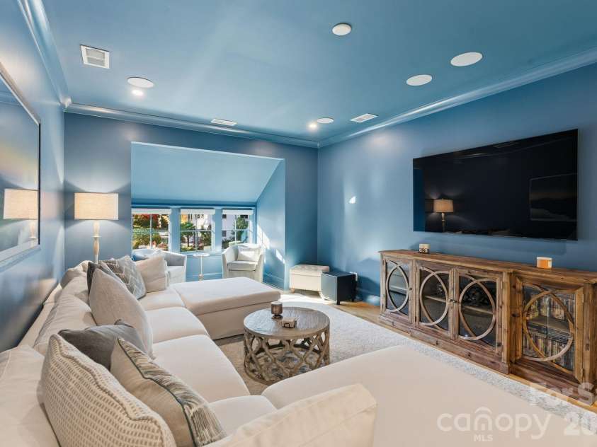 1436 Townes Road, Charlotte, NC 28209.  MLS# CAR4360638, YatesRealty ID 22856. 