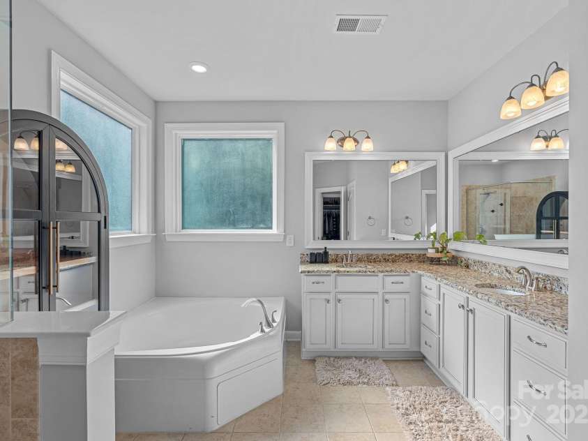 1335 Bryson Gap Drive, Fort Mill, SC 29715.  MLS# CAR4272499, YatesRealty ID 22857. 
