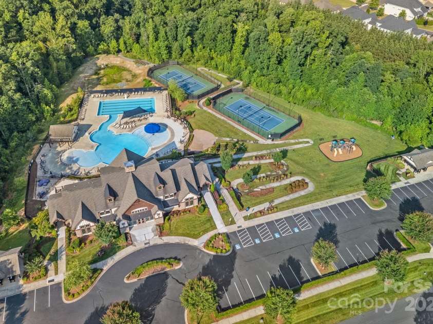 1335 Bryson Gap Drive, Fort Mill, SC 29715.  MLS# CAR4272499, YatesRealty ID 22857. 