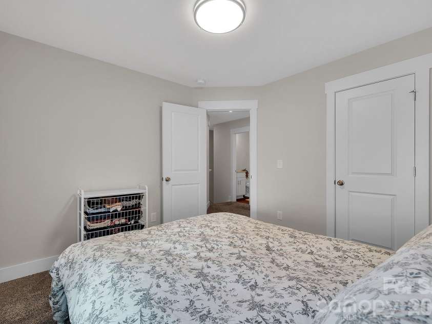 2877 Vale Avenue, Kannapolis, NC 28081.  MLS# CAR4366966, YatesRealty ID 22857. 2nd Bedroom